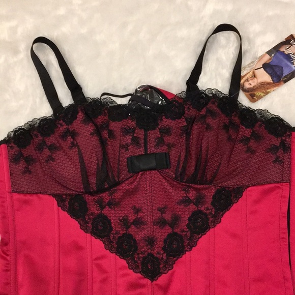 TATTOO ROSE EMBROIDERED CORSET - Picture 3 of 8